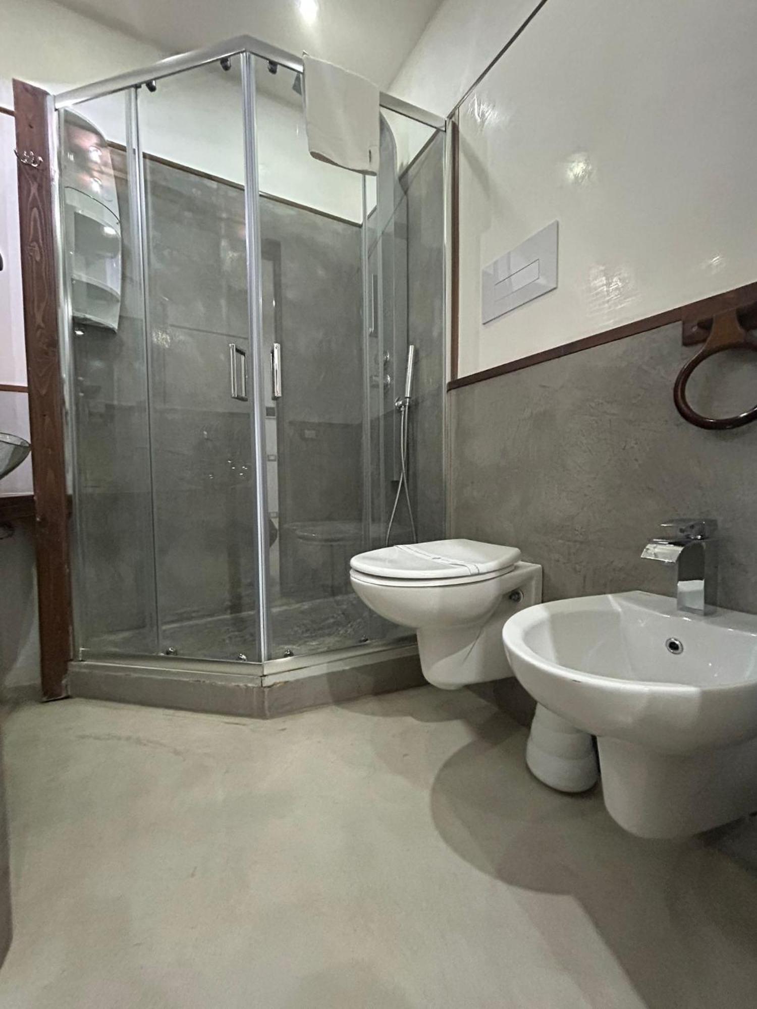 Residence Villa Rosa Dei Venti ชีนิซี ภายนอก รูปภาพ