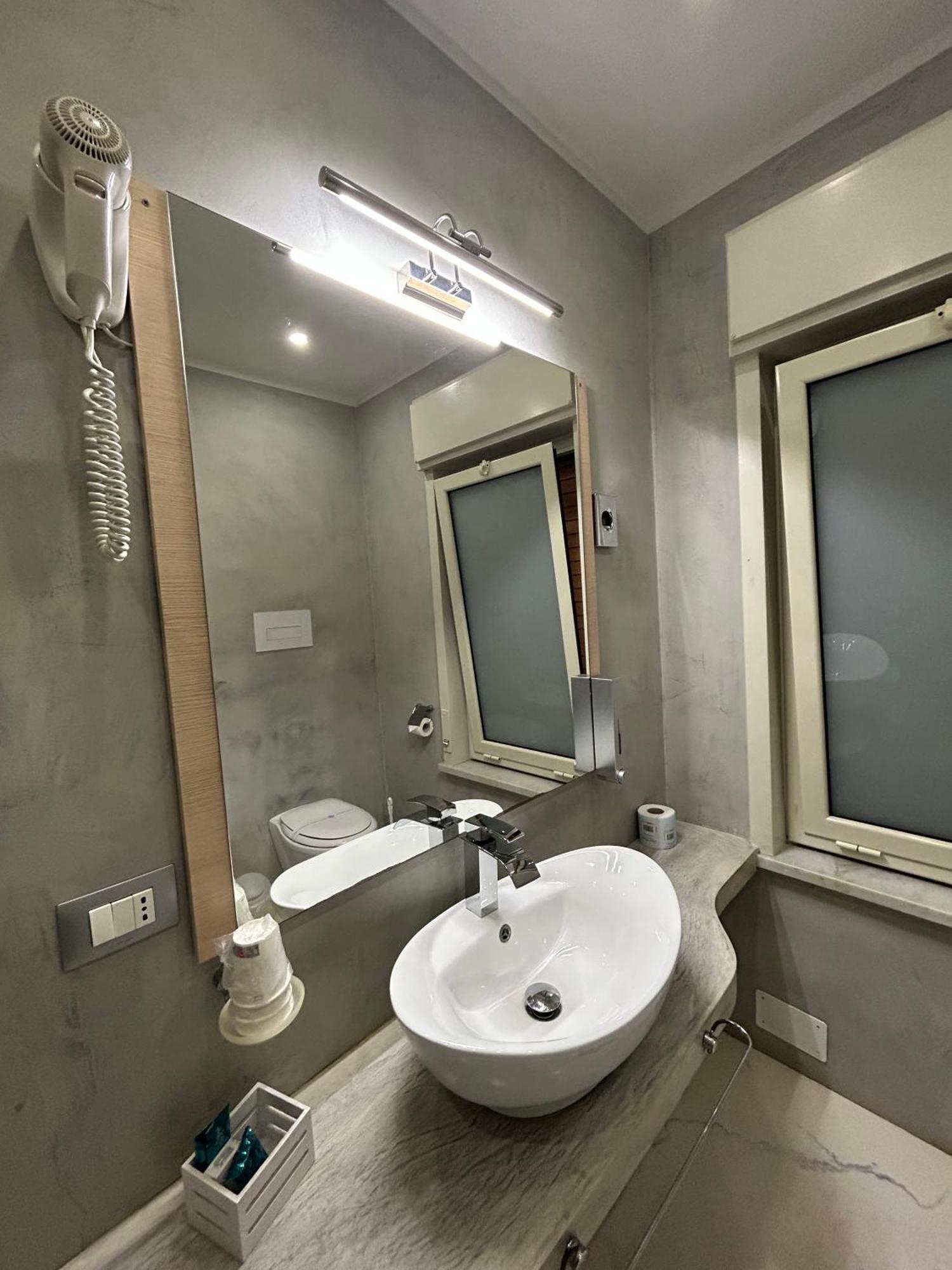 Residence Villa Rosa Dei Venti ชีนิซี ภายนอก รูปภาพ