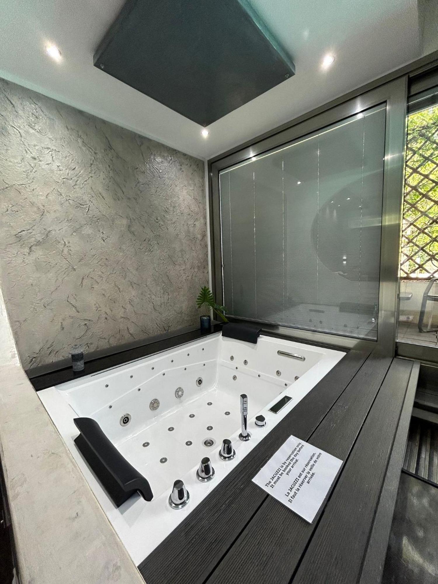 Residence Villa Rosa Dei Venti ชีนิซี ภายนอก รูปภาพ