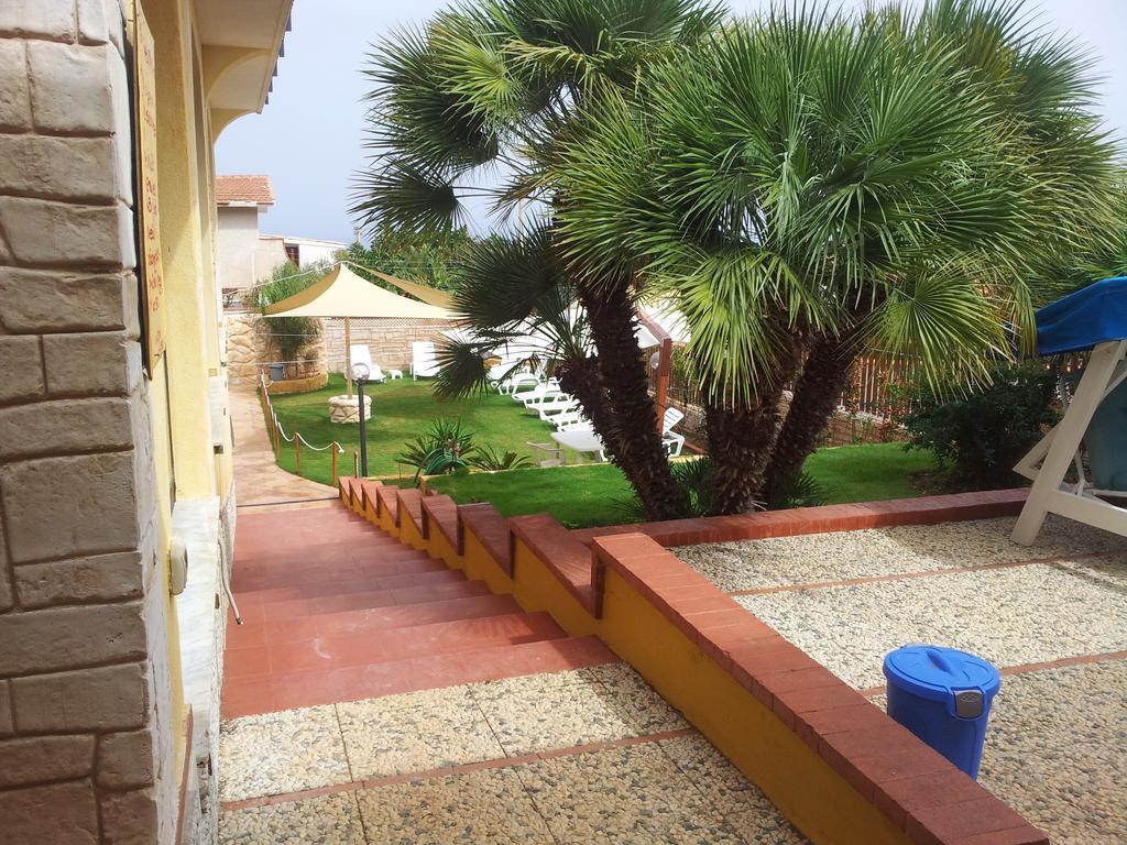 Residence Villa Rosa Dei Venti ชีนิซี ภายนอก รูปภาพ