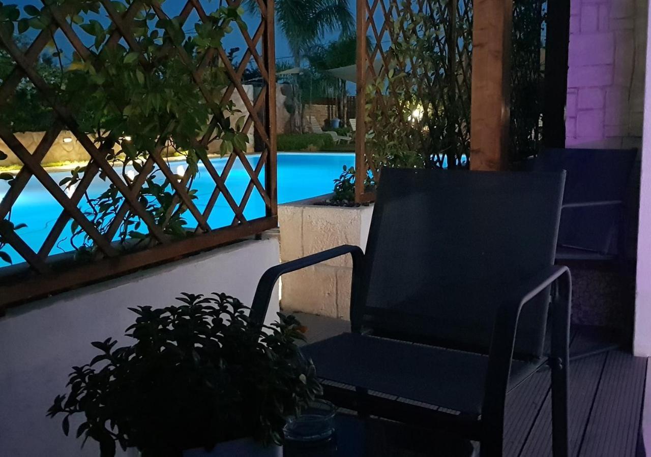 Residence Villa Rosa Dei Venti ชีนิซี ภายนอก รูปภาพ